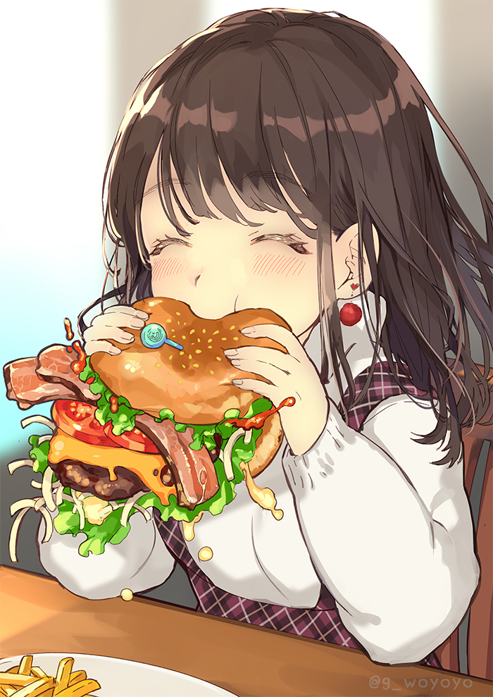 Anime girl eaten out