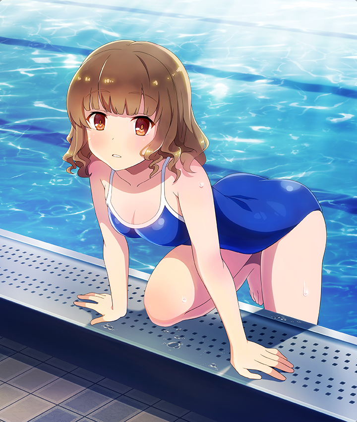 1girl ass bent_over blue_one-piece_swimsuit blunt_bangs blush breasts brown_hair cleavage collarbone game_cg looking_at_viewer medium_breasts naeba_wakako official_art one-piece_swimsuit parted_lips poolside red_eyes red_pupils solo sunlight swimsuit teeth third-party_source tile_floor tiles toji_no_miko toji_no_miko:_kizamishi_issen_no_tomoshibi wavy_hair wet