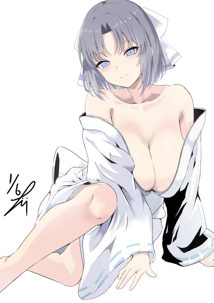 1girl absurdres bare_shoulders blue_eyes bow breasts cleavage collarbone commentary_request grey_hair hair_bow highres japanese_clothes kimono large_breasts looking_at_viewer medium_hair off_shoulder senran_kagura smile solo takumi_munato white_bow white_kimono yumi_(senran_kagura)