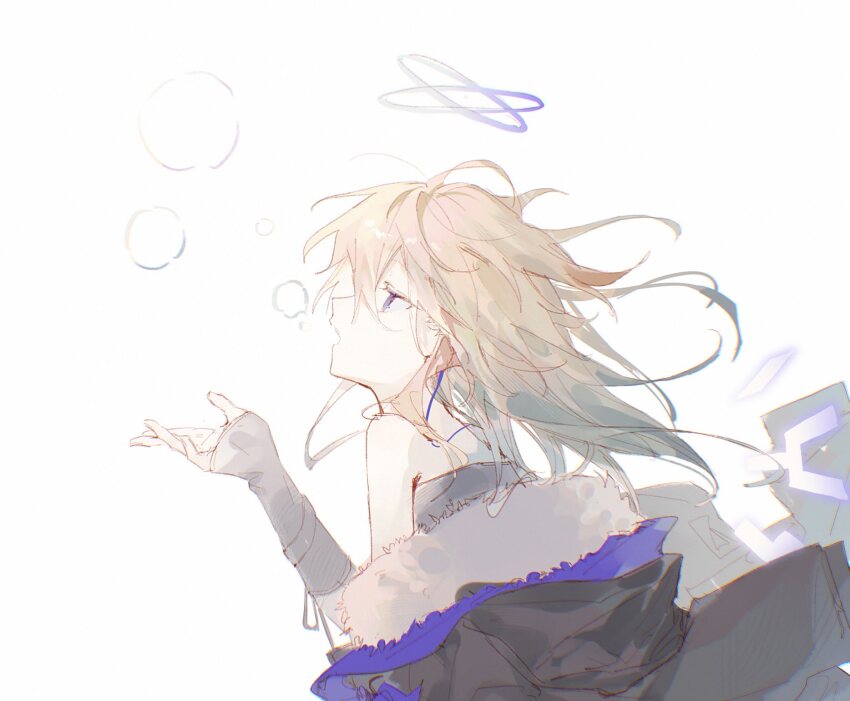 1girl aok1_1ro_(ok_1xxx) arknights bare_shoulders black_jacket blonde_hair chromatic_aberration commentary from_side fur-trimmed_jacket fur_trim grey_hair grey_halo hair_between_eyes halo highres jacket looking_up multicolored_hair off_shoulder open_mouth profile purple_eyes purple_hair purple_halo simple_background soap_bubbles solo upper_body vannini_(arknights) white_background