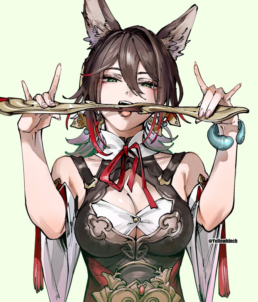 1girl animal_ear_fluff animal_ears bracelet breasts brown_hair chinese_clothes cleavage commentary_request folded_fan folding_fan fox_ears fox_girl green_eyes hair_between_eyes hand_fan highres holding holding_fan honkai:_star_rail honkai_(series) jewelry long_hair looking_at_viewer open_mouth otimusyairoha simple_background smile solo tingyun_(harmony)_(honkai:_star_rail) tingyun_(honkai:_star_rail) twitter_username upper_body