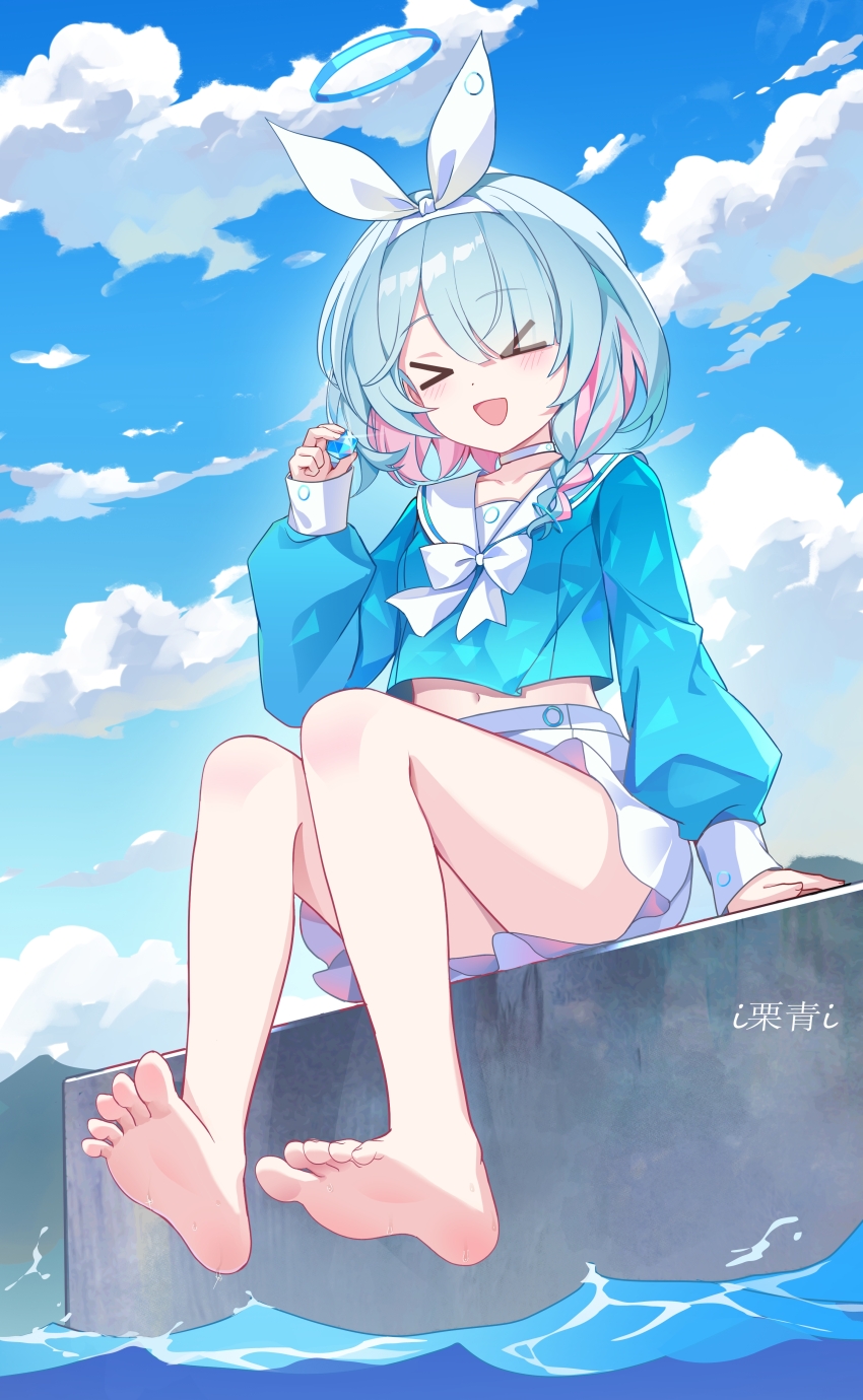 >_< 1girl :d absurdres aqua_hair arona_(blue_archive) artist_name barefoot blue_archive blue_halo blue_shirt blue_sky blush bow bow_hairband bowtie braid breasts chinese_commentary choker closed_eyes cloud cloudy_sky collarbone colored_inner_hair commentary_request day dot_nose eyes_visible_through_hair feet full_body gem glint hair_ornament hair_over_one_eye hairband halo hand_up happy highres holding holding_gem i_liqing_i legs long_sleeves midriff miniskirt multicolored_hair navel open_mouth outdoors pink_hair pleated_skirt puffy_long_sleeves puffy_sleeves pyroxene_(blue_archive) sailor_collar school_uniform serafuku shirt short_hair side_braid single_braid sitting skirt sky small_breasts smile soles solo toes two-tone_hair water white_bow white_bowtie white_choker white_hairband white_sailor_collar white_skirt xd
