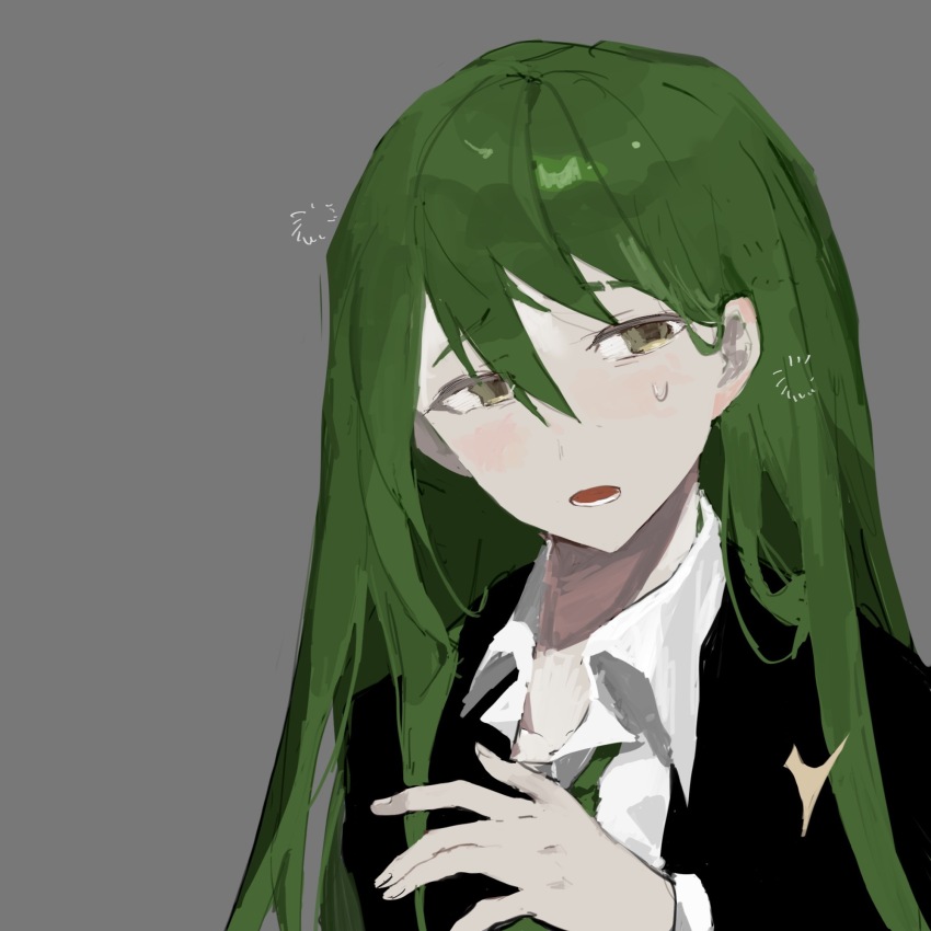 1boy black_jacket chinese_commentary collared_shirt commentary_request eyebrow_cut green_hair grey_background hair_between_eyes highres jacket lobotomy_corporation long_hair long_sleeves lower_teeth_only male_focus netzach_(project_moon) open_collar open_mouth portrait project_moon shirt simple_background solo squeans sweat teeth vihua6 white_shirt yellow_eyes