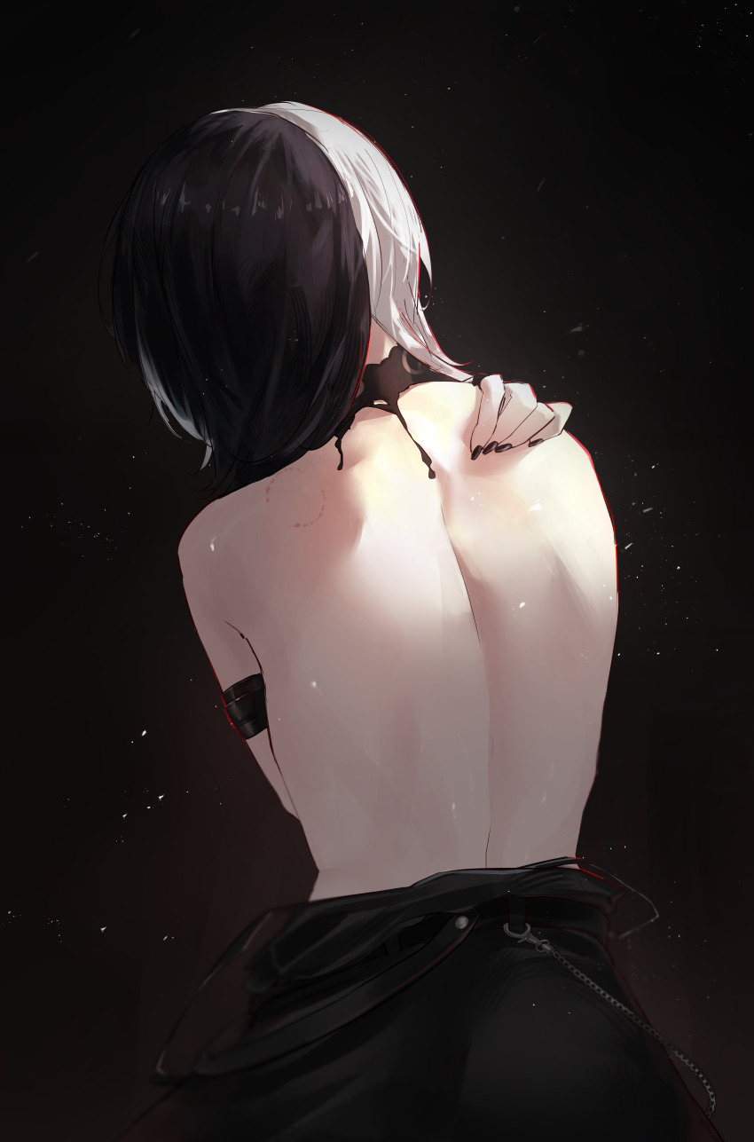 1girl absurdres arm_support back bite_mark bite_mark_on_back black_choker black_dress black_hair black_nails choker commentary dress english_commentary facing_away fingernails from_behind grey_hair hand_on_own_shoulder highres hololive hololive_english kurochanai median_furrow multicolored_hair nail_polish shiori_novella shiori_novella_(1st_costume) solo split-color_hair two-tone_hair upper_body virtual_youtuber