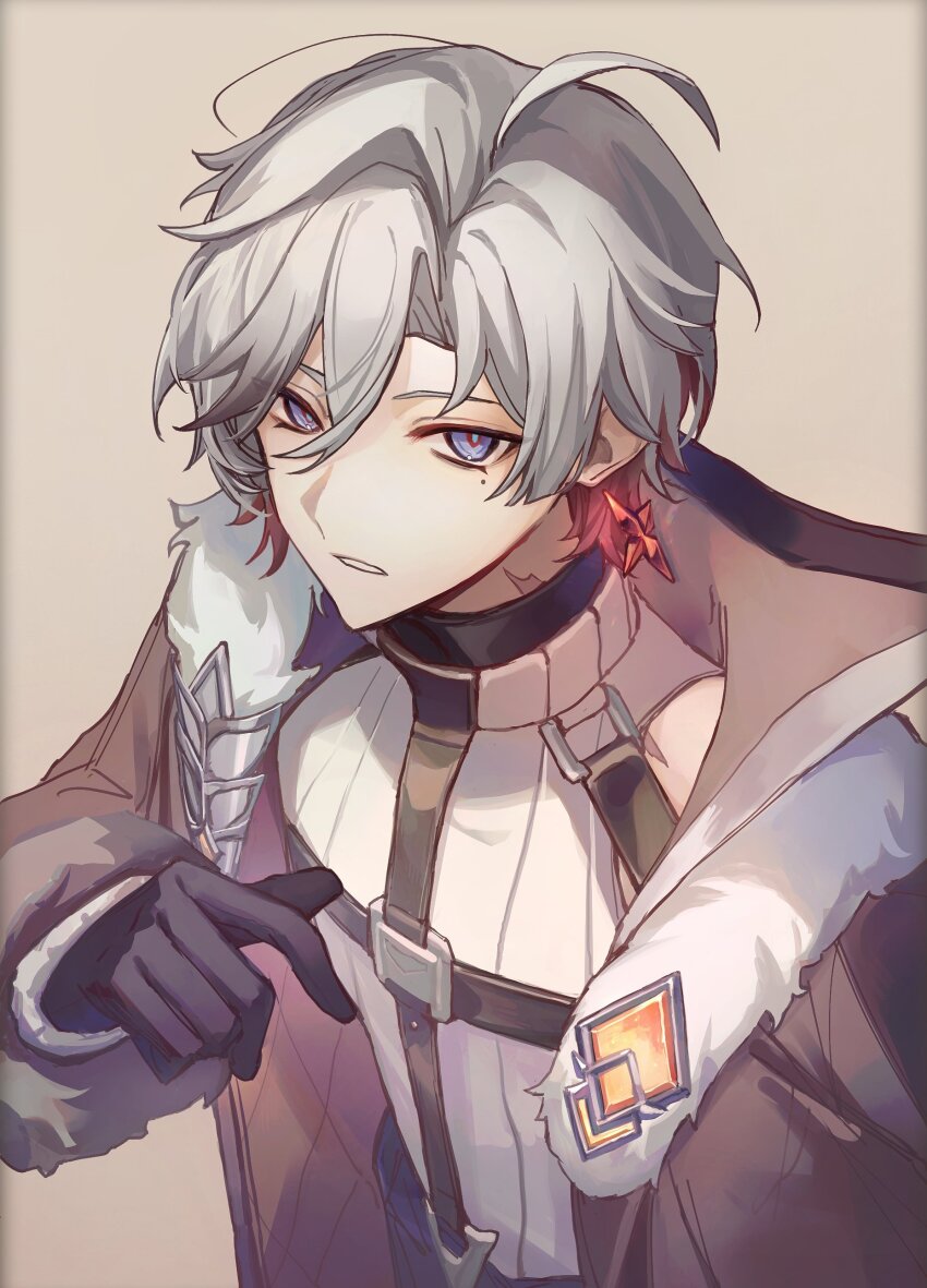 1boy absurdres black_coat black_gloves blue_eyes brown_background coat commentary_request earrings fur_trim genshin_impact gloves grey_hair hair_between_eyes highres illuga_(genshin_impact) jewelry looking_at_viewer male_focus mole mole_under_eye multicolored_hair open_clothes open_coat red_hair scar scar_on_neck short_hair simple_background solo sweater turtleneck turtleneck_sweater upper_body white_sweater yukikitune_b