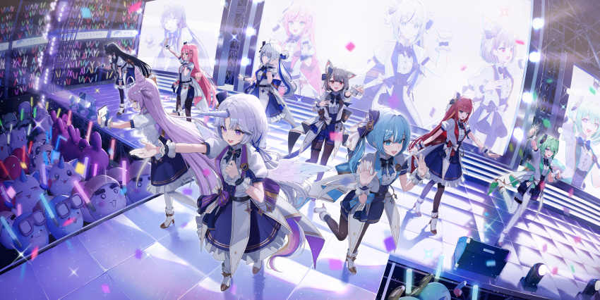 >_< 6+girls absurdres ahoge akane_lize animal_ear_fluff animal_ears aokumo_rin arahashi_tabi arnyang_(ayatsuno_yuni) ayatsuno_yuni back_bow black_bow black_hair blonde_hair blue_bow blue_bowtie blue_corset blue_eyes blue_gem blue_hair blue_skirt bow bowtie cat_ears cat_girl center_frills chico_(yuzuha_riko) closed_mouth cone_hair_bun confetti corset creature double_bun everyone extra_ears feathered_wings fox_ears fox_girl frills gem glowstick gradient_eyes green_bow green_bowtie green_eyes green_hair grey_eyes grey_hair haedungi_(shirayuki_hina) hair_bow hair_bun hair_ornament hair_rings hairclip hanako_nana highres holding holding_glowstick idol idol_clothes inari_(tenko_shibuki) indoors kagemoe1003 kurimi_(aokumo_rin) long_hair maro_(neneko_mashiro) mole mole_under_eye multicolored_eyes multicolored_hair multiple_girls neneko_mashiro o_o open_mouth peto_(hanako_nana) pienna_(akane_lize) pink_hair pungdangi_(arahashi_tabi) purple_bow purple_bowtie purple_eyes purple_gem purple_hair red_eyes red_gem red_hair screen screen_zoom shirayuki_hina shirt short_hair short_sleeves side_ponytail skirt speaker stage stellive streaked_hair tenko_shibuki twintails unicorn_girl unicorn_horn virtual_youtuber waving white_bow white_bowtie white_hair white_shirt white_wrist_cuffs wings wrist_cuffs x_hair_ornament yellow_eyes yuzuha_riko