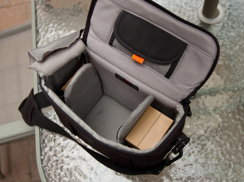 bag danboo glass hook photo_(medium) revoltech text_focus unzipped watermark web_address yotsubato! zipper