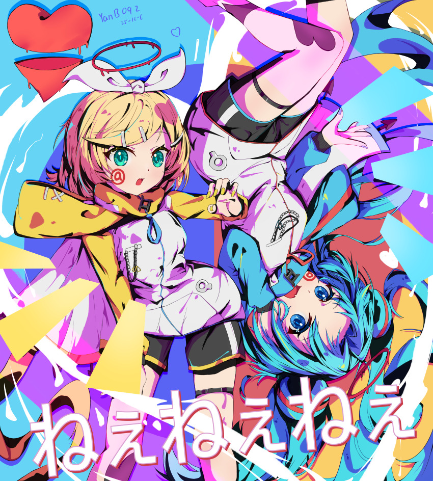 2girls absurdres aqua_hair blonde_hair blue_eyes bow commentary_request fang feet_out_of_frame floating_hair green_eyes hair_bow hair_ornament hair_ribbon hairclip halo hatsune_miku heart highres kagamine_rin long_hair long_sleeves looking_at_viewer medium_hair melting_halo multiple_girls nee_nee_nee._(vocaloid) open_mouth parted_lips red_halo ribbon shorts skin_fang thigh_strap twintails upside-down vocaloid white_bow yanb.cy_0kb yellow_nails