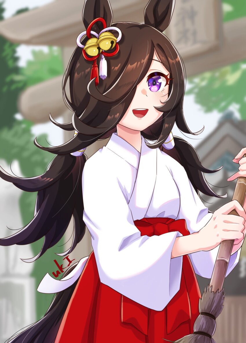 1girl alternate_costume alternate_hairstyle animal_ears blush bow broom brown_hair commentary_request ear_ribbon hair_over_one_eye hakama hakama_skirt highres holding holding_broom horse_ears horse_girl horse_tail japanese_clothes kimono long_hair long_sleeves looking_at_viewer miko neru_ika open_mouth purple_eyes red_hakama rice_shower_(umamusume) skirt smile solo tail teeth twintails umamusume upper_teeth_only white_kimono