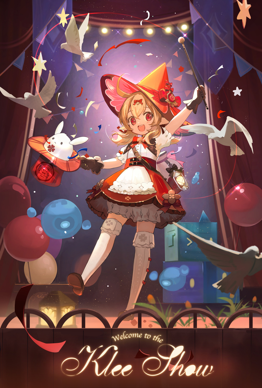 1girl :d absurdres ahoge arm_up backpack bag balloon bird black_bow black_gloves black_shoes blonde_hair bloomers blush bow bowtie box brooch brown_bag bud buttons character_name chinese_commentary clover_brooch clover_print commentary_request confetti crossed_bangs curtains detached_collar dodoco_(genshin_impact) dove english_text eyelashes flower frilled_gloves frilled_skirt frilled_sleeves frilled_thighhighs frills genshin_impact gloves grass hair_between_eyes hair_bow hat hat_bow high-waist_skirt highres holding holding_unworn_clothes holding_unworn_hat holding_wand hydro_eidolon_(genshin_impact) issign jewelry kerosene_lamp klee_(blossoming_starlight)_(genshin_impact) klee_(genshin_impact) lantern light_particles long_hair looking_at_viewer low_twintails magic_trick mary_janes official_alternate_costume open_mouth pointy_ears puffy_short_sleeves puffy_sleeves red_bow red_bowtie red_eyes red_hat red_skirt shirt shoes short_sleeves sidelocks skirt smile solo stage stage_curtains stage_lights standing star_(symbol) streamers string_of_flags striped_bow teeth thighhighs tilted_headwear top_hat twintails underwear unworn_hat unworn_headwear upper_teeth_only vision_(genshin_impact) wand watermark white_bloomers white_shirt white_thighhighs witch_hat wooden_box