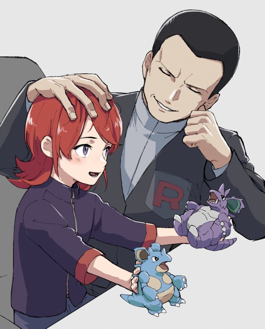2boys black_hair blush chair character_doll closed_eyes commentary_request doll father_and_son gen_1_pokemon giovanni_(pokemon) grey_shirt grin hands_up highres holding holding_doll jacket logo long_hair long_sleeves male_focus mocollie multiple_boys nidoking nidoqueen nintendo open_mouth pokemon pokemon_hgss red_hair shirt short_hair silver_(pokemon) sitting smile table team_rocket teeth zipper_pull_tab