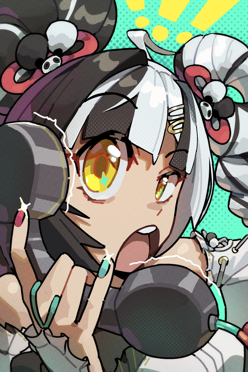 ! !! 1girl absurdres ahoge aqua_nails bare_shoulders black_hair breasts commentary corded_phone detached_sleeves dialyn_(zenless_zone_zero) english_commentary green_background hair_ornament highres holding multicolored_hair multicolored_nails nail_polish open_mouth panda_hair_ornament phone polka_dot polka_dot_background red_nails solo star_(symbol) two-tone_hair white_hair yellow_eyes zaigrandeu zenless_zone_zero